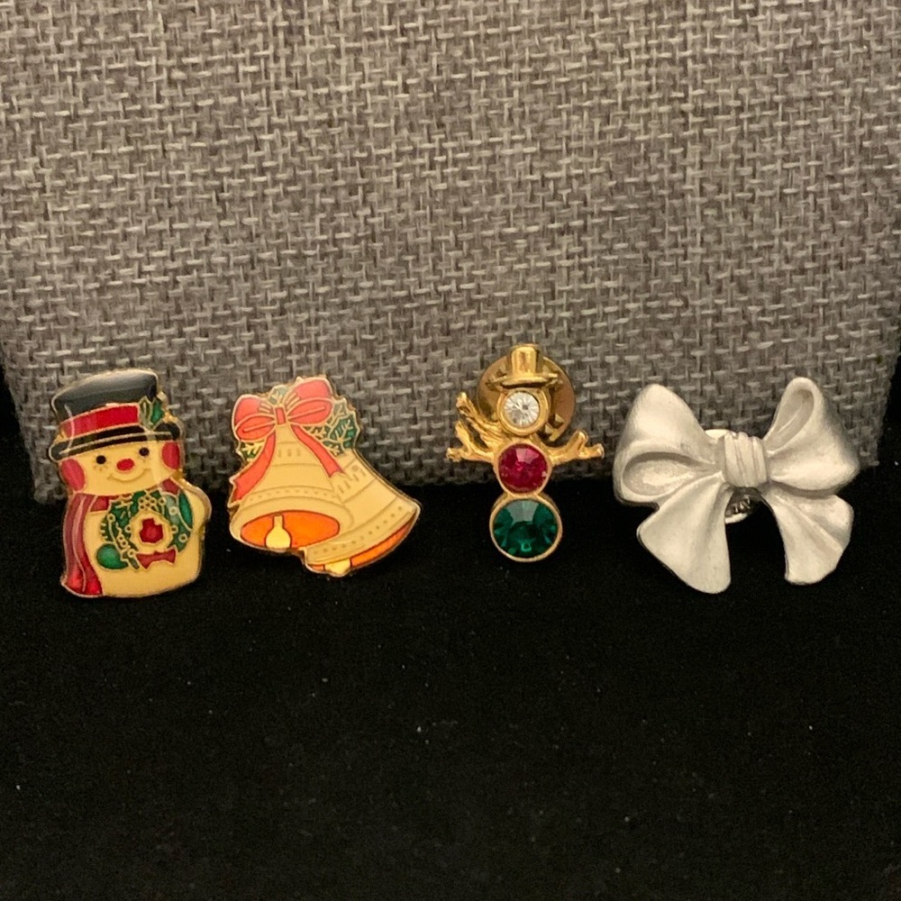 Four Vintage Christmas Holiday‎ Pins Snowmen Bells Bow